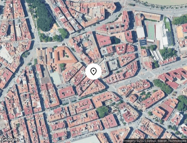 Chalet adosado en Calle Libertad